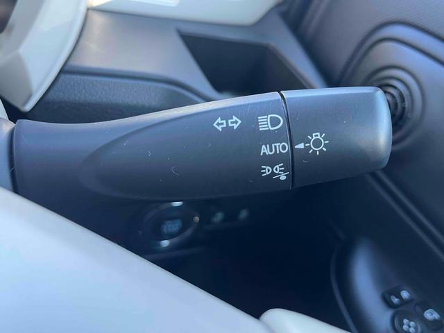 ワゴンＲスマイル ハイブリッドＳ　両側電動スライドドア　ナビ　クリアランスソナー　レーンアシスト　衝突被害軽減システム　オートライト　スマートキー　アイドリングストップ　電動格納ミラー　シートヒーター　ベンチシート　ＣＶＴ（10枚目）