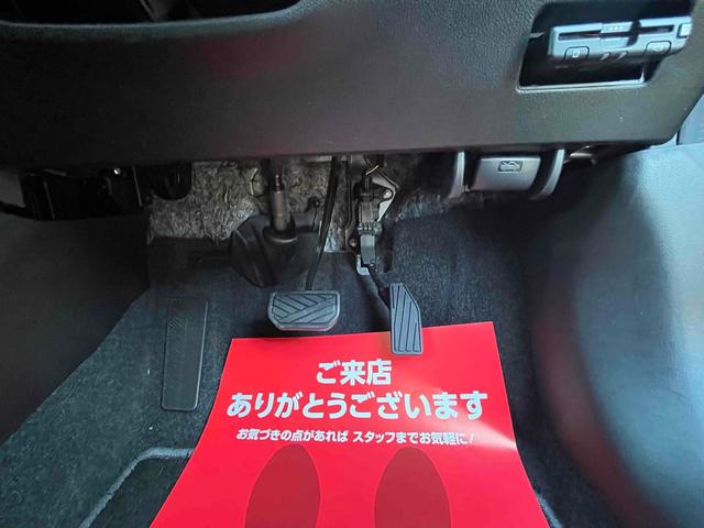 スイフト XGリミテッド ETC ナビ TV オートクルーズコントロール レーンアシスト 衝突被害軽減システム オートライト スマートキー 電動格納ミラー シートヒーター CVT 盗難防止システム 衝突安全ボディ ABS(30枚目)