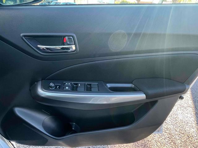 スイフト XGリミテッド ETC ナビ TV オートクルーズコントロール レーンアシスト 衝突被害軽減システム オートライト スマートキー 電動格納ミラー シートヒーター CVT 盗難防止システム 衝突安全ボディ ABS(36枚目)