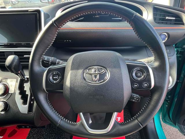 シエンタ ハイブリッドG 全周囲カメラ ナビ TV クリアランスソナー オートクルーズコントロール レーンアシスト 衝突被害軽減システム 両側電動スライドドア オートマチックハイビーム LEDヘッドランプ スマートキー(3枚目)