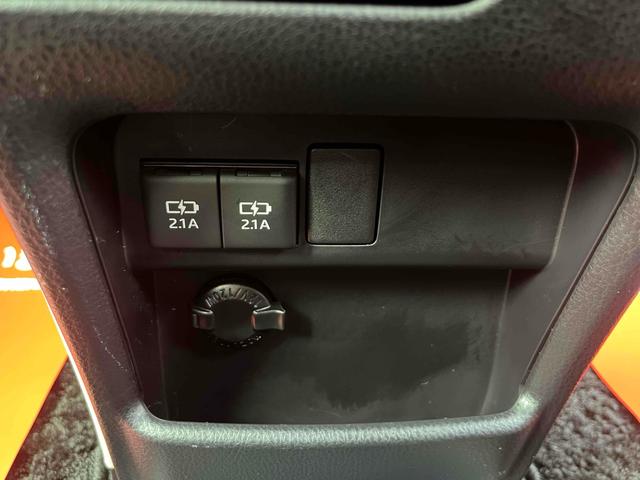 ノア Ｓｉ　ダブルバイビーＩＩ　ドライブレコーダー　ＥＴＣ　バックカメラ　ナビ　ＴＶ　クリアランスソナー　オートクルーズコントロール　レーンアシスト　衝突被害軽減システム　両側電動スライドドア　オートマチックハイビーム　オートライト（30枚目）