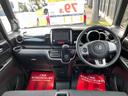 毎回座るフロントシート。運転席は必ず使用する部分ですので、座り心地が重要です!