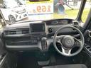車を運転する際には運転席の存在は欠かせません。なのでしっかりとチェックしたいポイントですね。