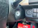 Ｓ　キーレスエントリー　アイドリングストップ　電動格納ミラー　シートヒーター　ＣＶＴ　盗難防止システム　ＡＢＳ　ＥＳＣ　ＣＤ　ミュージックプレイヤー接続可　衝突安全ボディ　エアコン　パワーステアリング（32枚目）