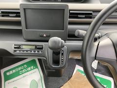 当店のお車をご覧いただきましてありがとうございます。お車についてのご質問やお見積りのご依頼、ご購入にあたってのご相談などお気軽にお問い合わせ下さい！ 3