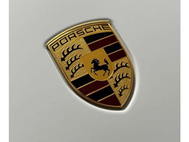 911 911カレラ4GTS PDK 前期NA/スポクロ/スポエグ/ナビ/リアカメラ/キャララホワイト(13枚目)
