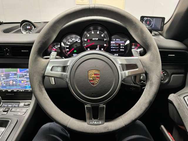 911 911カレラ4GTS PDK 前期NA/スポクロ/スポエグ/ナビ/リアカメラ/キャララホワイト(16枚目)