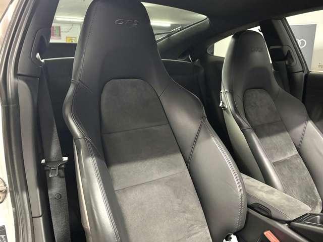911 911カレラ4GTS PDK 前期NA/スポクロ/スポエグ/ナビ/リアカメラ/キャララホワイト(27枚目)