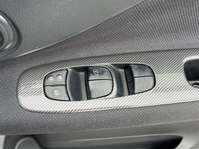 セレナ ライダー ブラックライン S-ハイブリッド Bluetooth 両PSドア 前後ドラレコ 後席モニター ETC付き Rカメラ ブルートゥース ナビTV フルセグ 3列 Sキー iストップ リアオートエアコン 電動格納ミラー 盗難防止システム(34枚目)