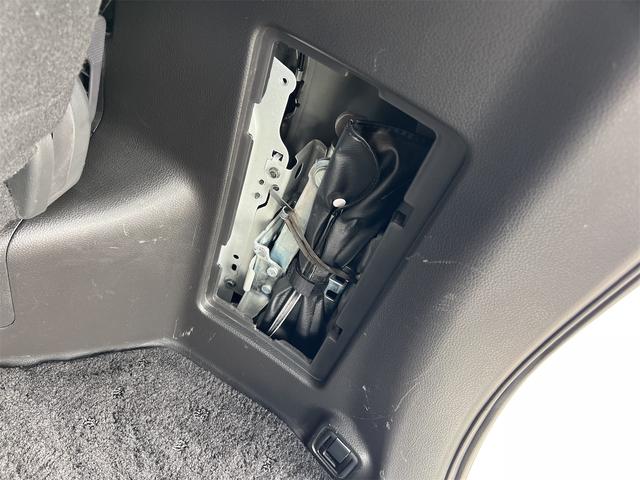 セレナ ライダー ブラックライン S-ハイブリッド Bluetooth 両PSドア 前後ドラレコ 後席モニター ETC付き Rカメラ ブルートゥース ナビTV フルセグ 3列 Sキー iストップ リアオートエアコン 電動格納ミラー 盗難防止システム(55枚目)