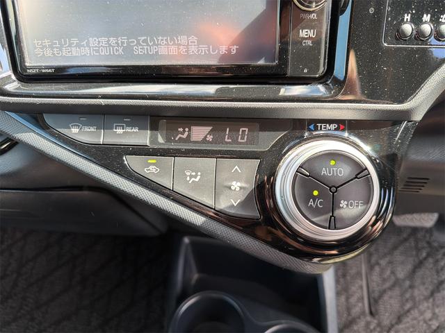 アクア Ｇ　ｂｌｕｅｔｏｏｔｈ　禁煙　バックモニタ　ＥＴＣ　ナビＴＶ　誤発進抑制機能　Ｉ－ＳＴＯＰ　衝突安全ボディ　プッシュスタートスマートキー　ＵＳＢ接続　デュアルエアバック　ＡＴエアコン　オートクルーズ（41枚目）