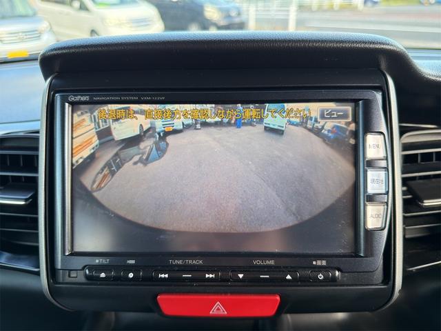 バックカメラが付いているので、バックが苦手な方も安心です。