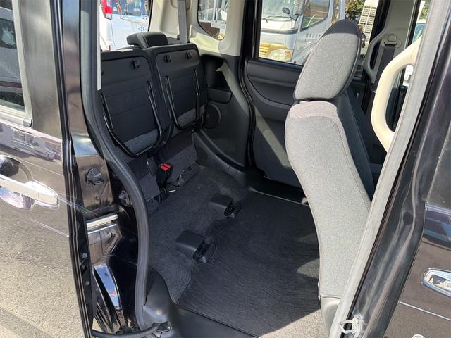 シートアレンジ次第で大きな荷物も詰め込めるので使用用途が多彩♪