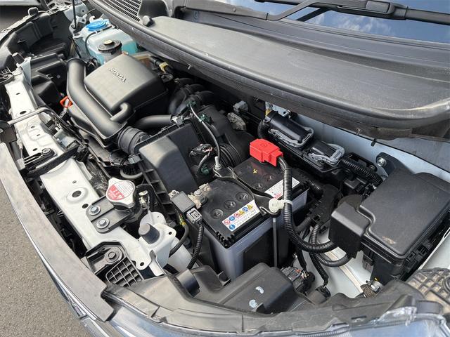 Ｎ－ＢＯＸカスタム Ｌ　両席電動スライドドア　ＢＴ接続　前後ドライブレコーダー　ナビＴＶ　禁煙　車線逸脱警報装置　リアカメ　ＥＴＣ　スマキー　フルセグＴＶ　クルーズコントロール　Ａストップ　誤発進抑制装置　ＵＳＢ　Ｐソナー（23枚目）