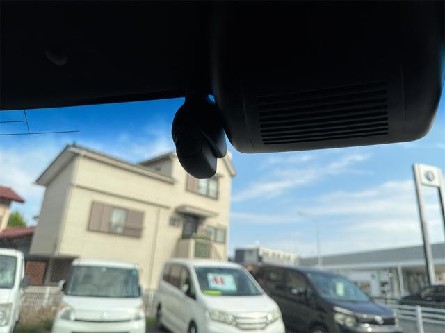 Ｎ－ＢＯＸカスタム Ｌ　両席電動スライドドア　ＢＴ接続　前後ドライブレコーダー　ナビＴＶ　禁煙　車線逸脱警報装置　リアカメ　ＥＴＣ　スマキー　フルセグＴＶ　クルーズコントロール　Ａストップ　誤発進抑制装置　ＵＳＢ　Ｐソナー（37枚目）