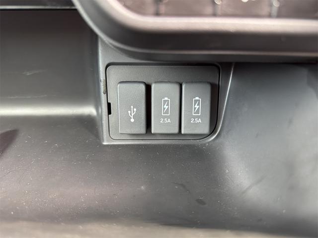 Ｎ－ＢＯＸカスタム Ｌ　両席電動スライドドア　ＢＴ接続　前後ドライブレコーダー　ナビＴＶ　禁煙　車線逸脱警報装置　リアカメ　ＥＴＣ　スマキー　フルセグＴＶ　クルーズコントロール　Ａストップ　誤発進抑制装置　ＵＳＢ　Ｐソナー（41枚目）