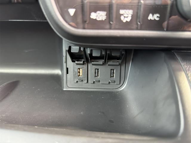 Ｎ－ＢＯＸカスタム Ｌ　両席電動スライドドア　ＢＴ接続　前後ドライブレコーダー　ナビＴＶ　禁煙　車線逸脱警報装置　リアカメ　ＥＴＣ　スマキー　フルセグＴＶ　クルーズコントロール　Ａストップ　誤発進抑制装置　ＵＳＢ　Ｐソナー（42枚目）