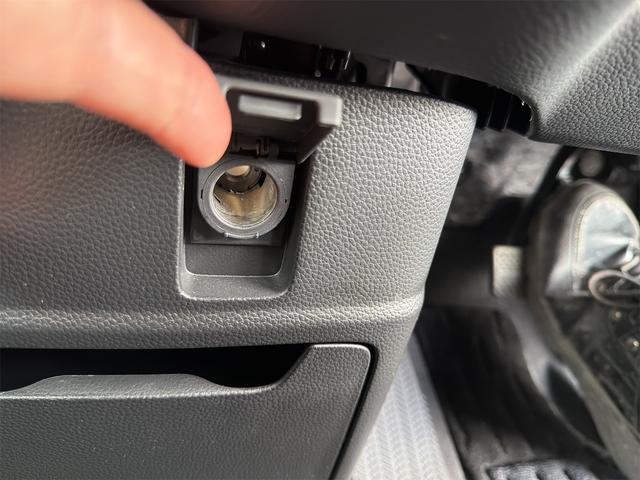 Ｎ－ＢＯＸカスタム Ｌ　両席電動スライドドア　ＢＴ接続　前後ドライブレコーダー　ナビＴＶ　禁煙　車線逸脱警報装置　リアカメ　ＥＴＣ　スマキー　フルセグＴＶ　クルーズコントロール　Ａストップ　誤発進抑制装置　ＵＳＢ　Ｐソナー（47枚目）