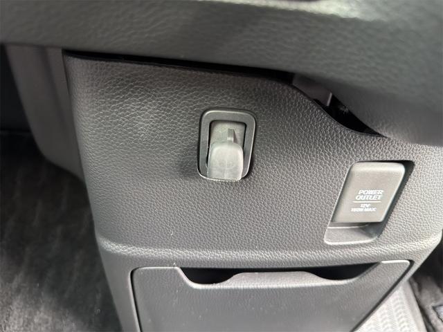 Ｎ－ＢＯＸカスタム Ｌ　両席電動スライドドア　ＢＴ接続　前後ドライブレコーダー　ナビＴＶ　禁煙　車線逸脱警報装置　リアカメ　ＥＴＣ　スマキー　フルセグＴＶ　クルーズコントロール　Ａストップ　誤発進抑制装置　ＵＳＢ　Ｐソナー（48枚目）