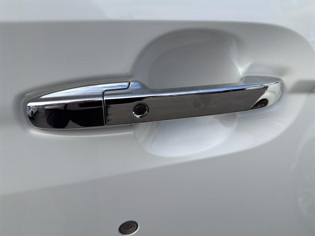 Ｎ－ＢＯＸカスタム Ｌ　両席電動スライドドア　ＢＴ接続　前後ドライブレコーダー　ナビＴＶ　禁煙　車線逸脱警報装置　リアカメ　ＥＴＣ　スマキー　フルセグＴＶ　クルーズコントロール　Ａストップ　誤発進抑制装置　ＵＳＢ　Ｐソナー（72枚目）