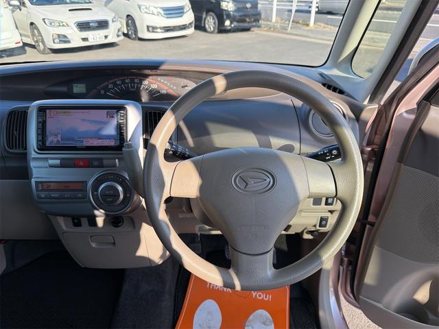 タント Ｘ　ナビ＆ＴＶ　地デジＴＶ　インテリキー　キーフリー　Ｉストップ　電格ドアミラー　ＷエアＢ　フルオートエアコン　スライドドア　パワーステアリング　パワーウインド　ＡＢＳ　盗難防止アラーム　衝突安全ボディ（18枚目）