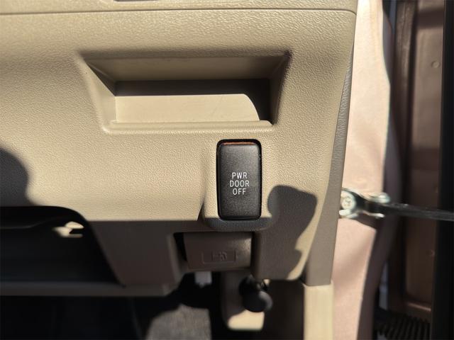 タント Ｘ　ナビ＆ＴＶ　地デジＴＶ　インテリキー　キーフリー　Ｉストップ　電格ドアミラー　ＷエアＢ　フルオートエアコン　スライドドア　パワーステアリング　パワーウインド　ＡＢＳ　盗難防止アラーム　衝突安全ボディ（27枚目）