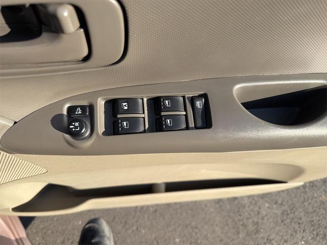 タント Ｘ　ナビ＆ＴＶ　地デジＴＶ　インテリキー　キーフリー　Ｉストップ　電格ドアミラー　ＷエアＢ　フルオートエアコン　スライドドア　パワーステアリング　パワーウインド　ＡＢＳ　盗難防止アラーム　衝突安全ボディ（28枚目）