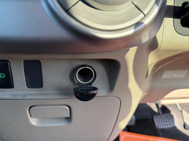 タント Ｘ　ナビ＆ＴＶ　地デジＴＶ　インテリキー　キーフリー　Ｉストップ　電格ドアミラー　ＷエアＢ　フルオートエアコン　スライドドア　パワーステアリング　パワーウインド　ＡＢＳ　盗難防止アラーム　衝突安全ボディ（32枚目）