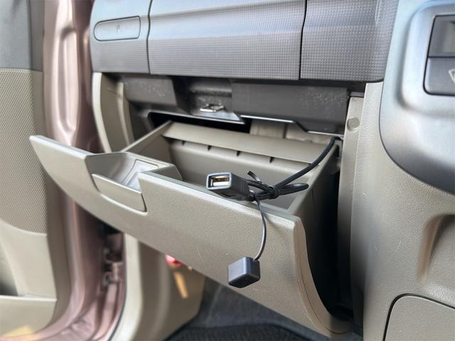 タント Ｘ　ナビ＆ＴＶ　地デジＴＶ　インテリキー　キーフリー　Ｉストップ　電格ドアミラー　ＷエアＢ　フルオートエアコン　スライドドア　パワーステアリング　パワーウインド　ＡＢＳ　盗難防止アラーム　衝突安全ボディ（50枚目）