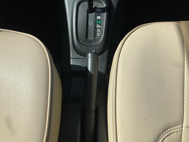 ミラジーノ ミニライト　インパネオートマ　純正ＣＤ　純正アルミホイール　プッシュスタート　車検付き（31枚目）