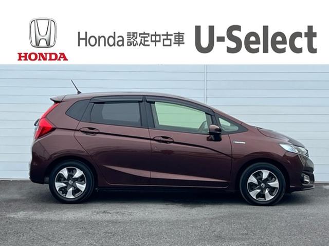 Ｌホンダセンシング　純正ナビ　バックカメラ　ＥＴＣ　ＨｏｎｄａＳＥＮＳＩＮＧ　ＬＥＤヘッドライト　クルーズコントロールオートリトラミラー　ハーフレザーシート　スマートキー　キーレス　横滑り防止装置　ＣＤ・ＤＶＤ再生(6枚目)