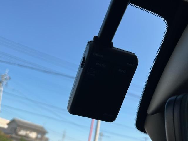 ＺＲ－Ｖ Ｚ　純正ナビ　ＥＴＣ　ドライブレコーダー前後　全方位カメラ　ＨｏｎｄａＳＥＮＳＩＮＧ　ＨｏｎｄａＣＯＮＮＥＣＴ　衝突軽減ブレーキ　ブレーキ　ＬＥＤヘッドライト　電動シート　純正アルミホイール（10枚目）