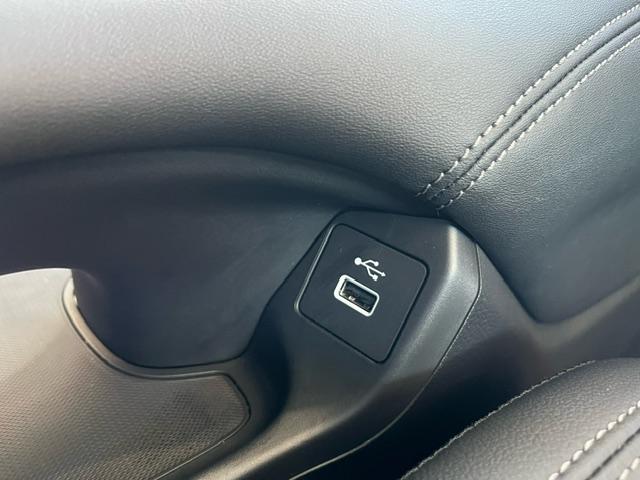 ＺＲ－Ｖ Ｚ　純正ナビ　ＥＴＣ　ドライブレコーダー前後　全方位カメラ　ＨｏｎｄａＳＥＮＳＩＮＧ　ＨｏｎｄａＣＯＮＮＥＣＴ　衝突軽減ブレーキ　ブレーキ　ＬＥＤヘッドライト　電動シート　純正アルミホイール（26枚目）