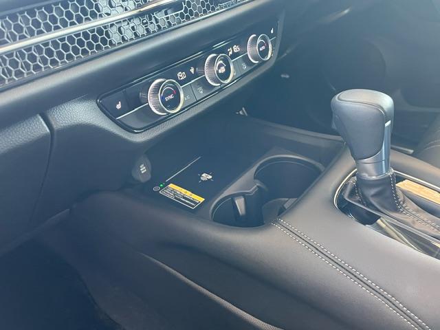 ＺＲ－Ｖ Ｚ　純正ナビ　ＥＴＣ　ドライブレコーダー前後　全方位カメラ　ＨｏｎｄａＳＥＮＳＩＮＧ　ＨｏｎｄａＣＯＮＮＥＣＴ　衝突軽減ブレーキ　ブレーキ　ＬＥＤヘッドライト　電動シート　純正アルミホイール（52枚目）