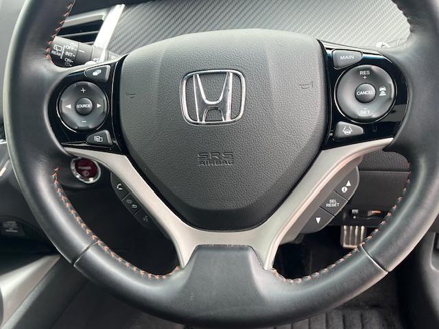 ジェイド ハイブリッドＲＳ・ホンダセンシング　純正ナビ　バックカメラ　ドライブレコーダー　ＥＴＣ　ＨｏｎｄａＳＥＮＳＩＮＧ　衝突軽減ブレーキ　ＣＤ・ＤＶＤ再生　Ｂｌｕｅｔｏｏｔｈ　ＬＥＤヘッドライトライト　純正アルミホイール　クルコン（16枚目）