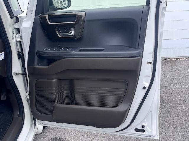 Ｎ－ＢＯＸ Ｌ　純正ナビ　バックカメラ　シートヒーター　両側パワースライドドア　ドライブレコーダー前後　ＨｏｎｄａＳＥＮＳＩＮＧ　衝突軽減ブレーキ　ＣＤ・ＤＶＤ再生　Ｂｌｕｅｔｏｏｔｈ　ＬＥＤヘッドライト（76枚目）