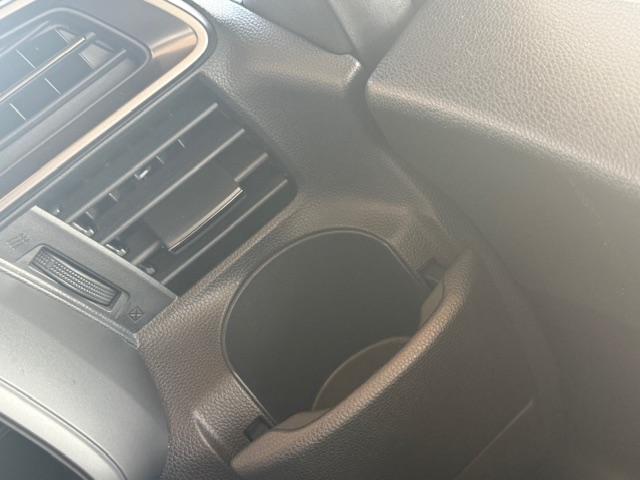 フィット ＲＳ　ホンダセンシング　６ＭＴ　純正ナビ　バックカメラ　ＥＴＣ　ＨｏｎｄａＳＥＮＳＩＮＧ　クルーズコントロール　衝突軽減ブレーキ　ＣＤ・ＤＶＤ再生　Ｂｌｕｅｔｏｏｔｈ　ＡＭ／ＦＭ　ＬＥＤヘッドライト　純正アルミホイール（28枚目）