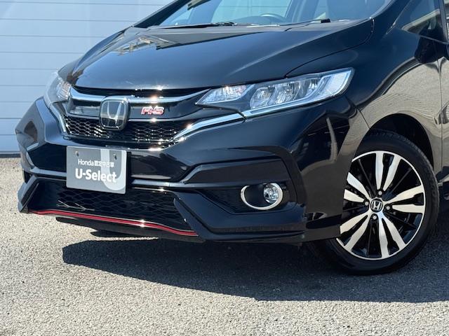 フィット ＲＳ　ホンダセンシング　６ＭＴ　純正ナビ　バックカメラ　ＥＴＣ　ＨｏｎｄａＳＥＮＳＩＮＧ　クルーズコントロール　衝突軽減ブレーキ　ＣＤ・ＤＶＤ再生　Ｂｌｕｅｔｏｏｔｈ　ＡＭ／ＦＭ　ＬＥＤヘッドライト　純正アルミホイール（44枚目）