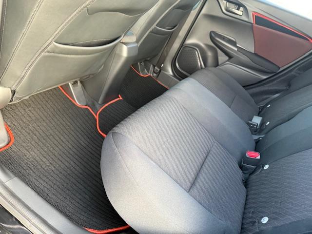 フィット ＲＳ　ホンダセンシング　６ＭＴ　純正ナビ　バックカメラ　ＥＴＣ　ＨｏｎｄａＳＥＮＳＩＮＧ　クルーズコントロール　衝突軽減ブレーキ　ＣＤ・ＤＶＤ再生　Ｂｌｕｅｔｏｏｔｈ　ＡＭ／ＦＭ　ＬＥＤヘッドライト　純正アルミホイール（57枚目）