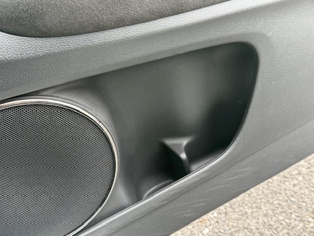 ヴェゼル ハイブリッドＲＳ・ホンダセンシング　雹害現状車　純正ナビ　バックカメラ　ＥＴＣ　シートヒーター　ＨｏｎｄａＳＥＮＳＩＮＧ　ＬＥＤヘッドライト　ＣＤ・ＤＶＤ再生　Ｂｌｕｅｔｏｏｔｈ　ＡＭ／ＦＭ　純正アルミホイール　パドルシフト（29枚目）