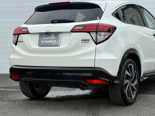 ヴェゼル ハイブリッドＲＳ・ホンダセンシング　雹害現状車　純正ナビ　バックカメラ　ＥＴＣ　シートヒーター　ＨｏｎｄａＳＥＮＳＩＮＧ　ＬＥＤヘッドライト　ＣＤ・ＤＶＤ再生　Ｂｌｕｅｔｏｏｔｈ　ＡＭ／ＦＭ　純正アルミホイール　パドルシフト（42枚目）