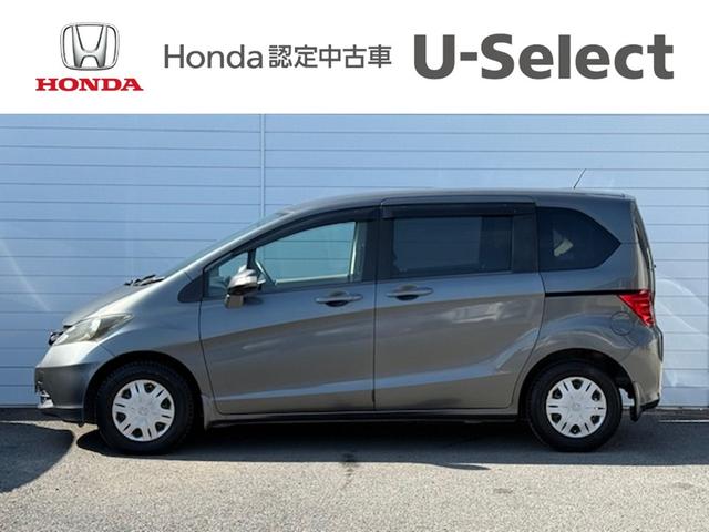 フリード フレックス ジャストセレクション 雹害現状車 片側電動スライドドア ウォークスルー(5枚目)