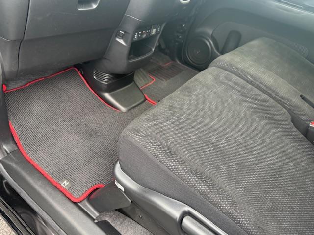 Ｎ－ＢＯＸ Ｇ　ＳＳパッケージ　純正ナビ　バックカメラ　ＥＴＣ　両側パワースライドドア　シートヒーター　ＣＤ・ＤＶＤ再生　Ｂｌｕｅｔｏｏｔｈ　Ｈｏｎｄａスマートキー　キーレス　社外アルミホイール（32枚目）