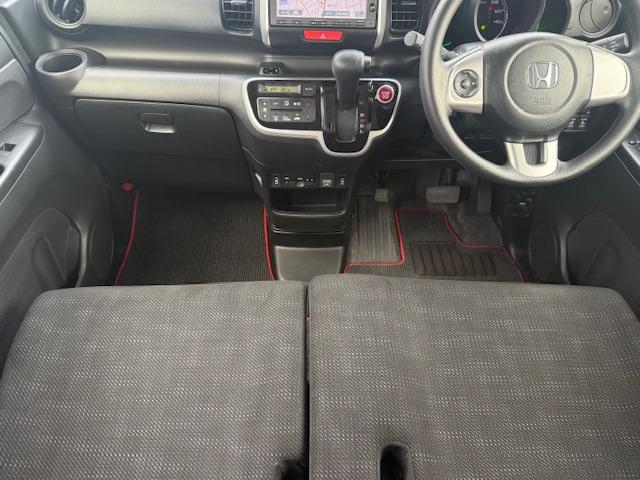 Ｎ－ＢＯＸ Ｇ　ＳＳパッケージ　純正ナビ　バックカメラ　ＥＴＣ　両側パワースライドドア　シートヒーター　ＣＤ・ＤＶＤ再生　Ｂｌｕｅｔｏｏｔｈ　Ｈｏｎｄａスマートキー　キーレス　社外アルミホイール（65枚目）