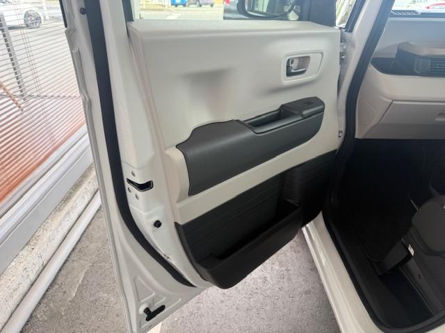 Ｎ－ＢＯＸ ベースグレード　当社元デモカー　ディスプレイオーディオ　両側パワースライドドア　バックカメラ　ドライブレコーダー　シートヒーター　ＨｏｎｄａＳＥＮＳＩＮＧ　ＨｏｎｄａＣＯＮＮＥＣＴ　ＡＭ／ＦＭ　Ｂｌｕｅｔｏｏｔｈ（70枚目）