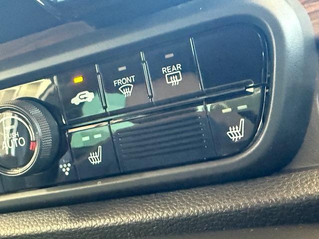 Ｎ－ＯＮＥ オリジナルスタイルプラスアーバン　当社元デモカー　ディスプレイオーディオ　特別仕様車　シートヒーター　ドライブレコーダー　ＨｏｎｄａＳＥＮＳＩＮＧ　ＬＥＤヘッドライト　ＡＭ／ＦＭ　Ｂｌｕｅｔｏｏｔｈ　Ｈｏｎｄａスマートキー　キーレス（10枚目）