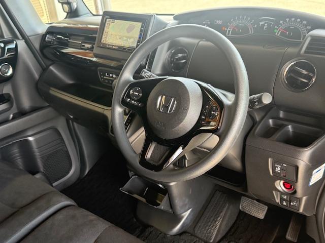 N-BOXカスタム L 純正ナビ バックカメラ ドライブレコーダー前後 ETC シートヒーター HondaSENSING 片側電動スライドドア CD・DVD再生 Bluetooth LEDヘッドライト 純正アルミホイール(46枚目)
