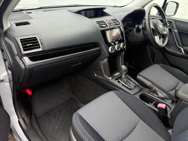 フォレスター 2.0i-L アイサイト 純正ナビ バックカメラ ETC アイサイト 前席シートヒーター 電動シート 純正アルミホイール(31枚目)