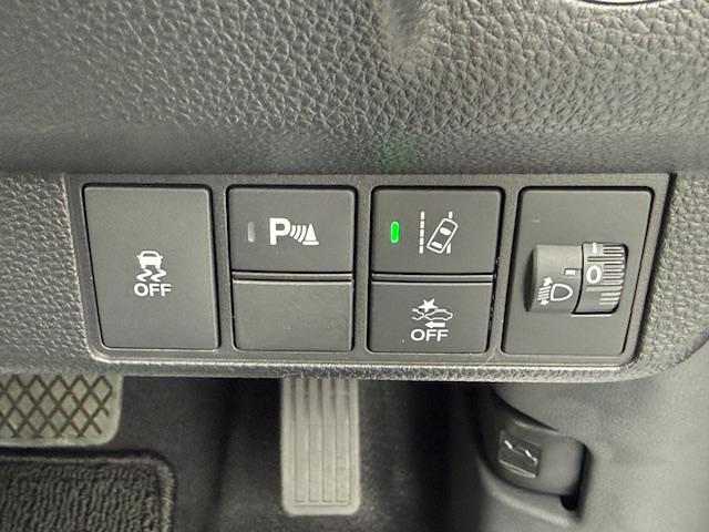 Ｎ－ＷＧＮカスタム Ｌ・ターボ　届け出済み未使用車　いまコレ＋　新品ディスプレイオーディオ　新品マットレス　ＨｏｎｄａＳＥＮＳＩＮＧ　ＬＥＤヘッドライト　純正アルミホイール　クルーズコントロール　Ｈｏｎｄａスマートキー　キーレス（13枚目）