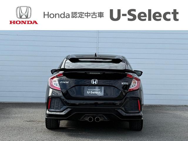 シビック ハッチバック　純正ナビ　バックカメラ　ＥＴＣ　シートヒーター　ＣＤ・ＤＶＤ再生　Ｂｌｕｅｔｏｏｔｈ　ＬＥＤヘッドライト　純正アルミホイール　Ｈｏｎｄａスマートキー　キーレス（8枚目）